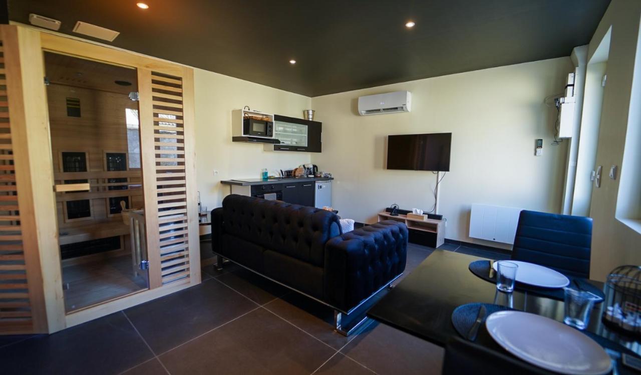 Magnifique Duplex Avec Jaccuzi, Sauna Et Cinema Room Privatif Fontenoy  Exterior photo