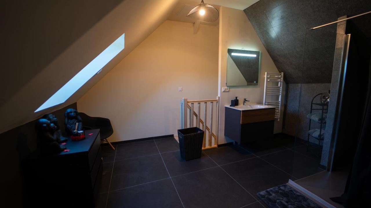 Magnifique Duplex Avec Jaccuzi, Sauna Et Cinema Room Privatif Fontenoy  Exterior photo